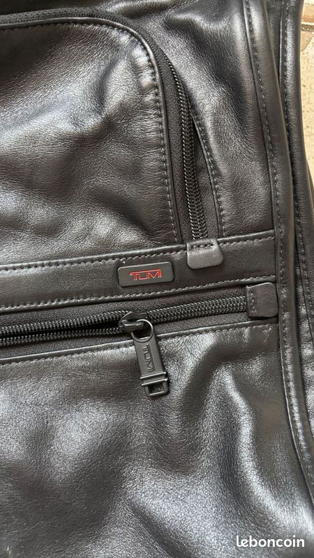 TUMI Alpha Leather Garment Bag • Executive Travel Business Luxe Carry-On Black Leather (image 2)