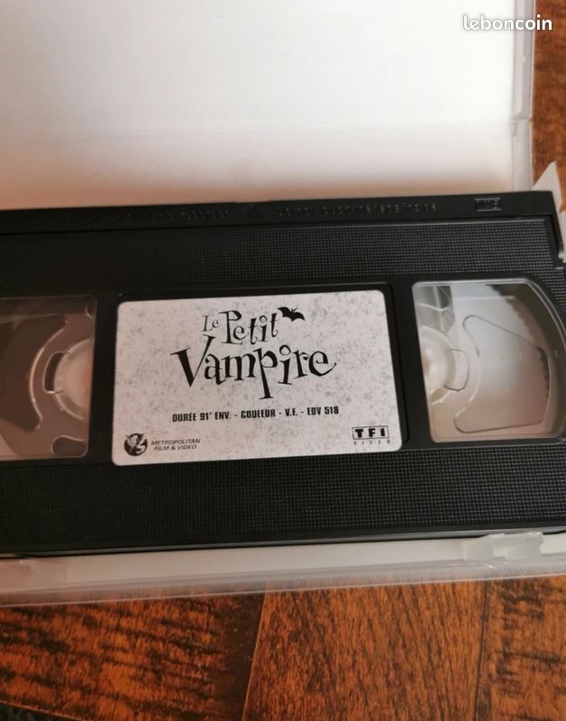 VHS le petit vampire film enfant (image 3)