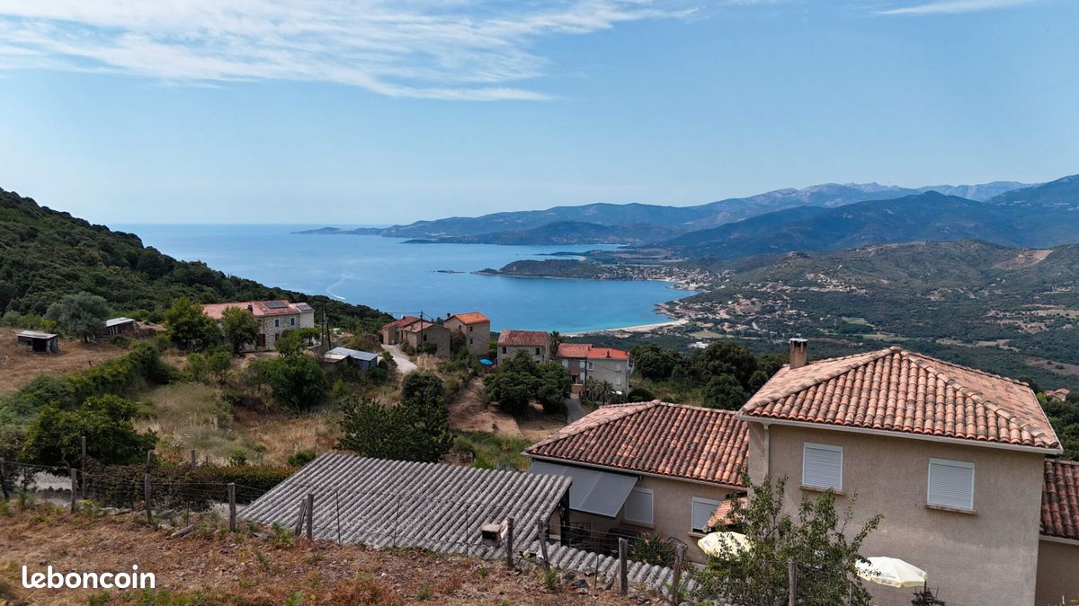 Maison 5 pièces 180 m² · à Calcatoggio · 180 m² · 899 000 €