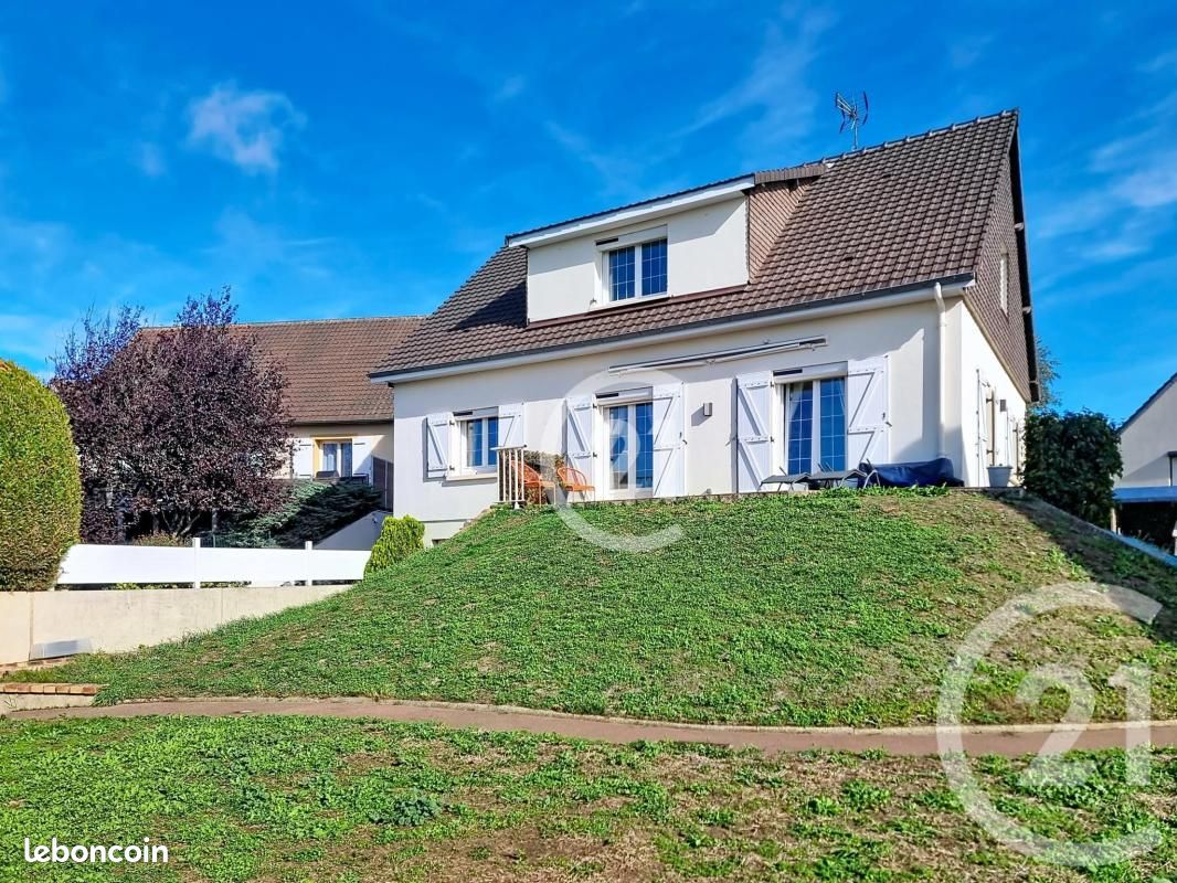 Maison 6 pièces 126 m² · à Fontenay-le-Marmion · 126 m² · 278 000 €