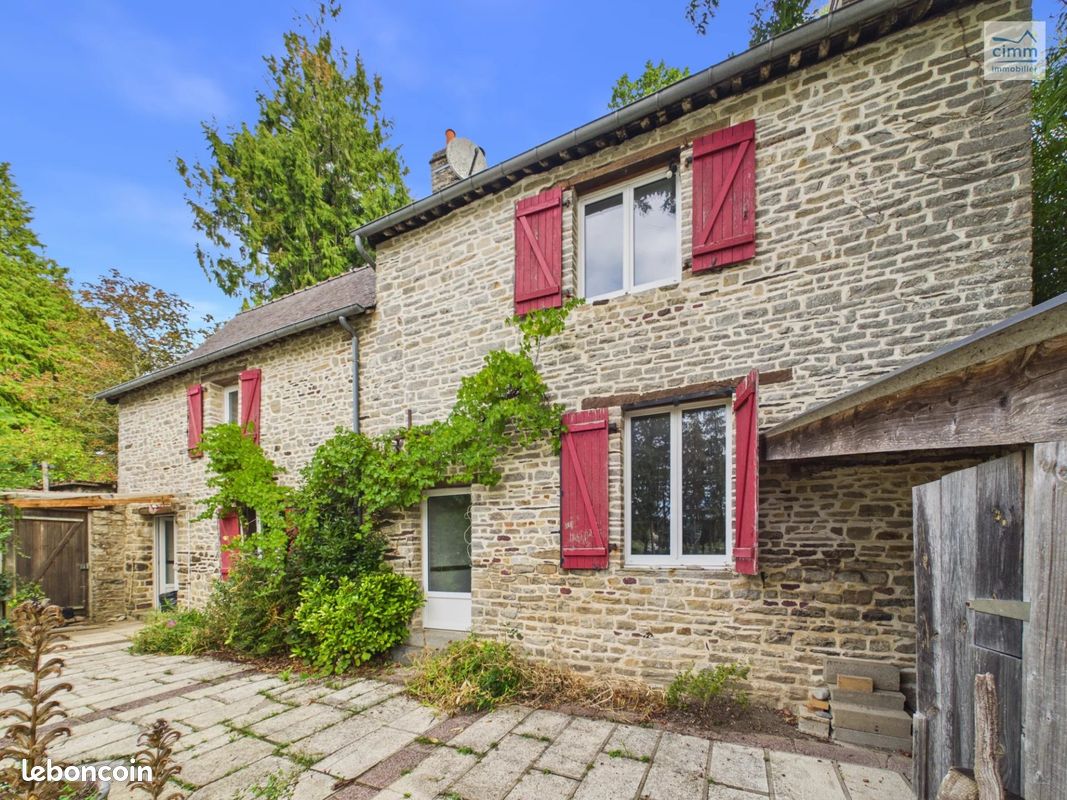 Maison 5 pièces 116 m² · à Bourg-des-Comptes · 116 m² · 129 000 €