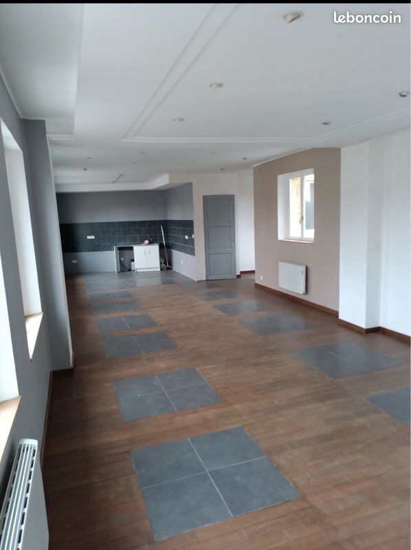 F 5 hyper centre (image 2)