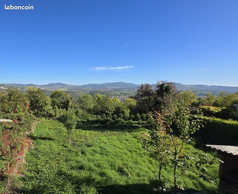 Terrain 575 m² Corent · 43 000 €