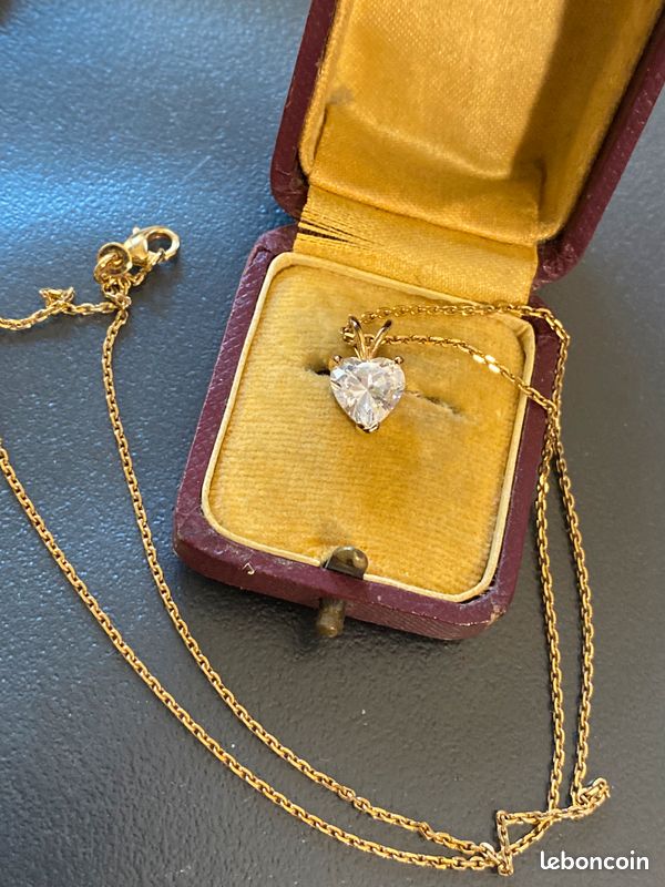 Beau Collier Plaqué Or – Occasion – Sans Marque – Style Intemporel
