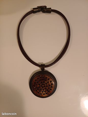 Collier Vintage Tribu Rigaux En étain Argenté Vieilli - Pendentif Triangle Berbère - Occasion