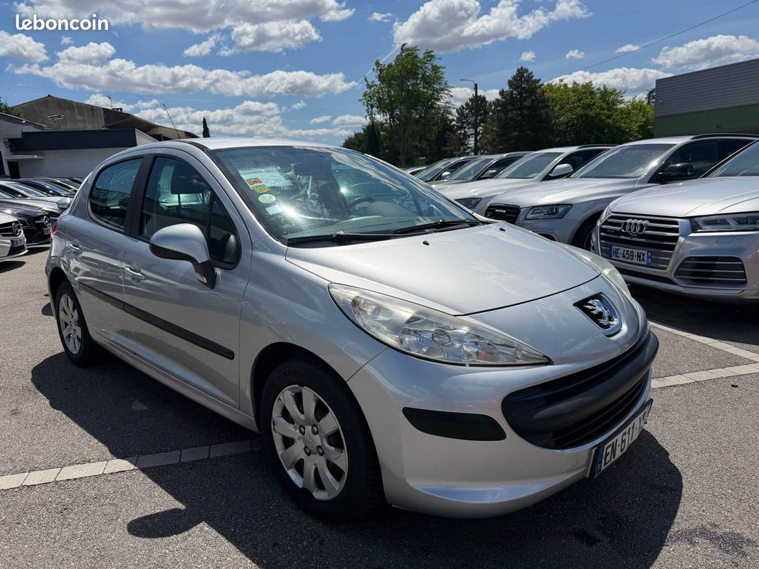 Peugeot 207 1.4e urban 75ch garantie (image 4)