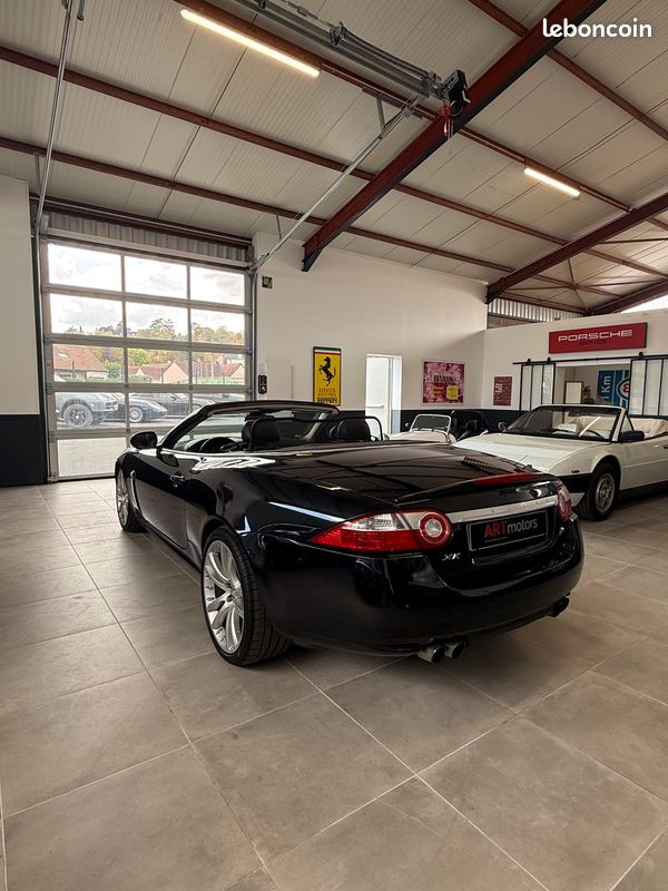 Jaguar XKR cabriolet suivi limpide révisée reprise possible (image 2)