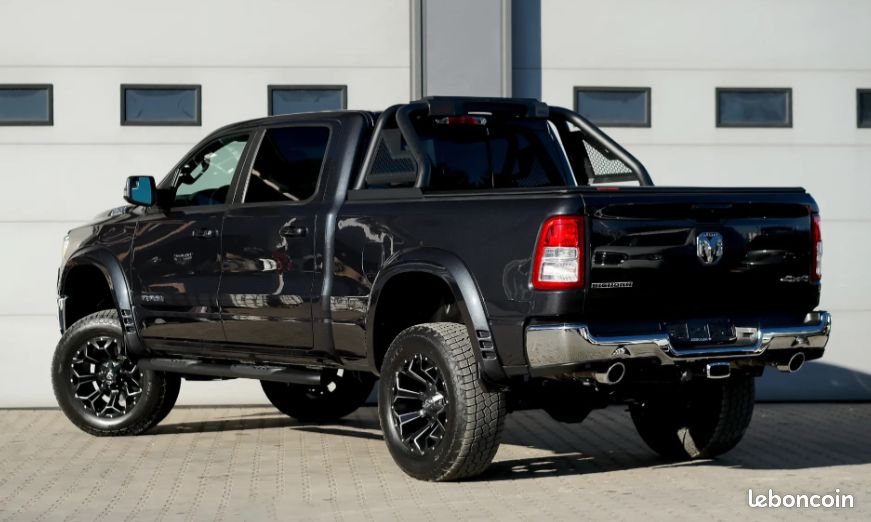 Dodge RAM 1500 BIG HORN 5.7 HEMI 4X4 401 CH / EXCLUSIVITÉ (image 4)