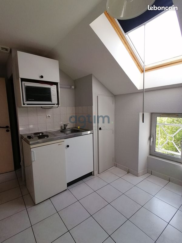 Appartement 1 pièce 14 m² · à Montaigu-Vendée · 14 m² · 330 €/mois