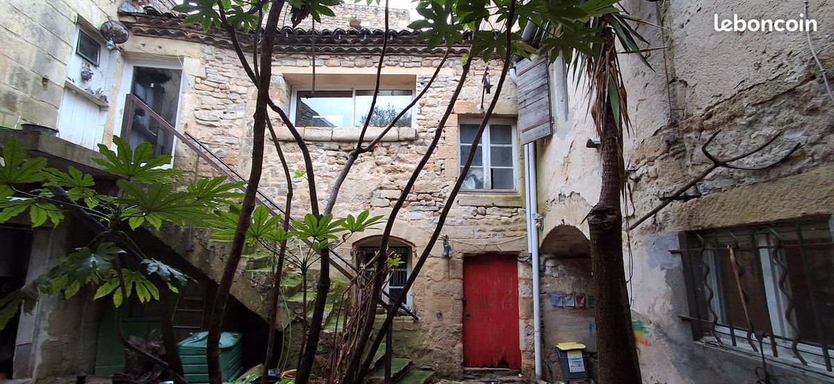 Maison 8 pièces 200 m² · à Gallargues-le-Montueux · 200 m² · 285 000 €