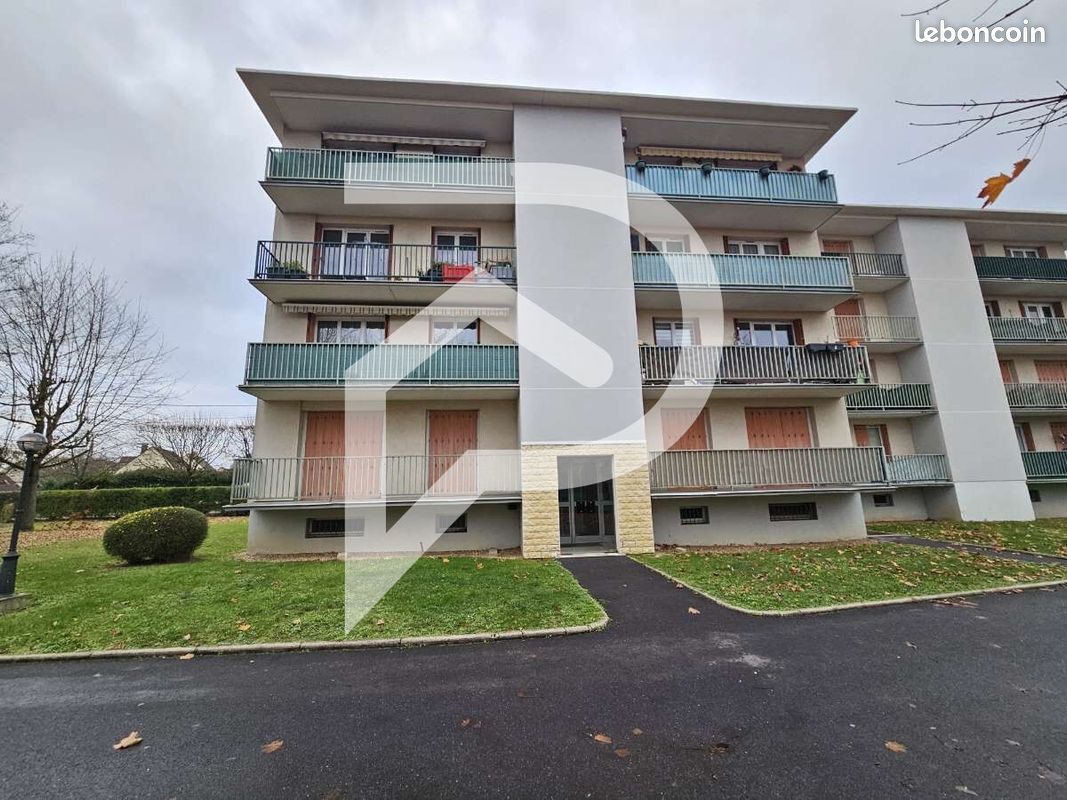 Appartement a louer persan - 4 pièce(s) - 74 m2 - Surfyn