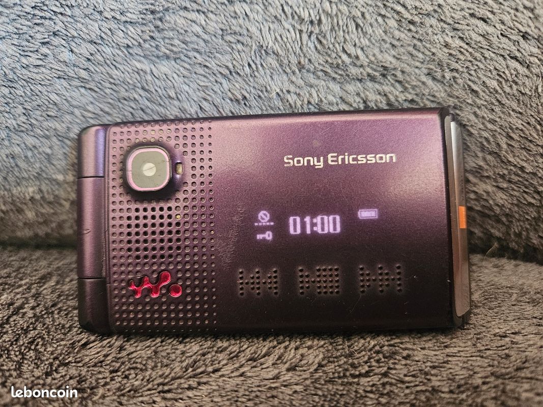 Sony Ericsson W380i výbava a cena