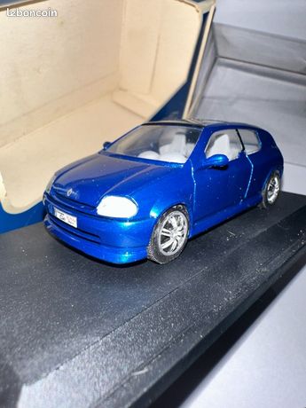 1/43 Renault Clio Coupé Concept Car Sbarro Ministyle
