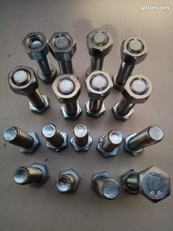 Lot énorme De 150+ Boulons Machine Tailles Assorties - Pour Pièces Détachées Ou Bricolage