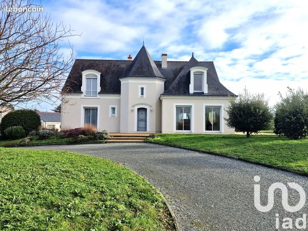 Maison 6 pièces 208 m²