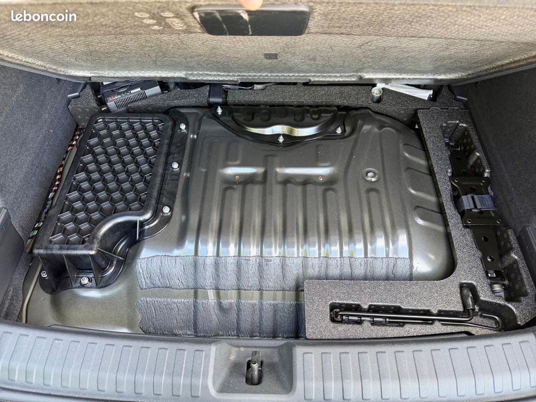 AUDI A3 Sportback 45 TFSI e 272ch PHEV S line S tronic Garantie constructeur 2030 FR (image 27)