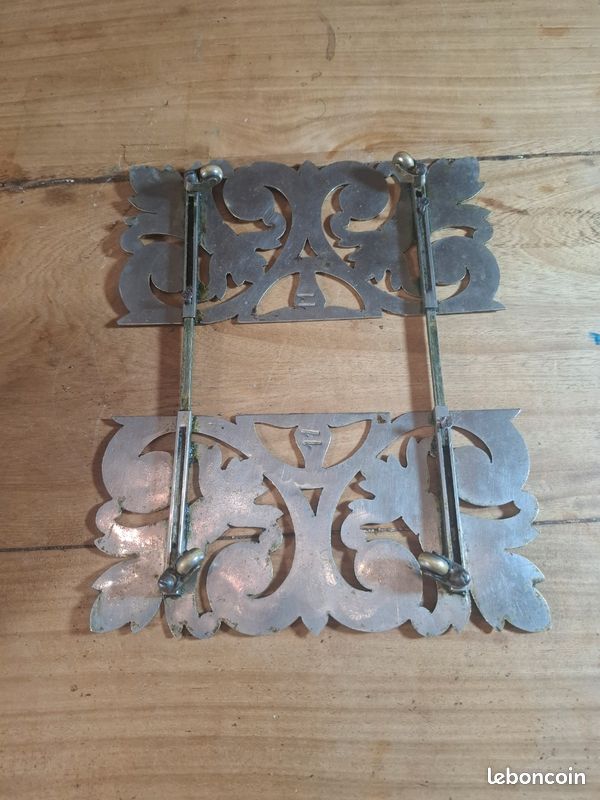 Ancien Dessous de Plat Extensible à Roulettes - Style Néo-Renaissance (image 4)