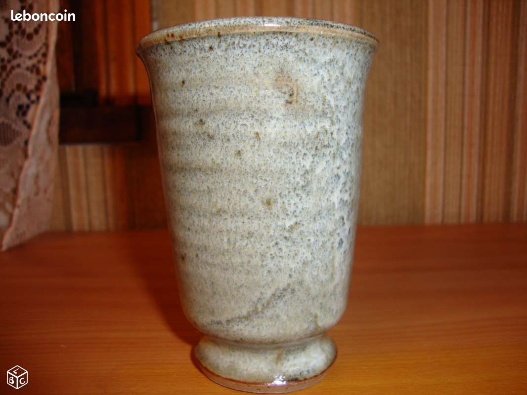 6 mazagrans et pichet poterie artisanale (image 1)