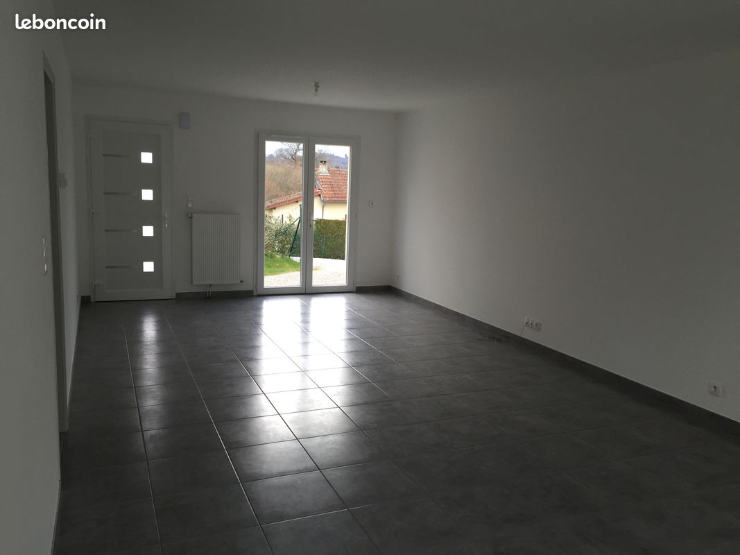 Maison recente 4 pieces 110m² - Chaptelat 87270 (image principale 3)