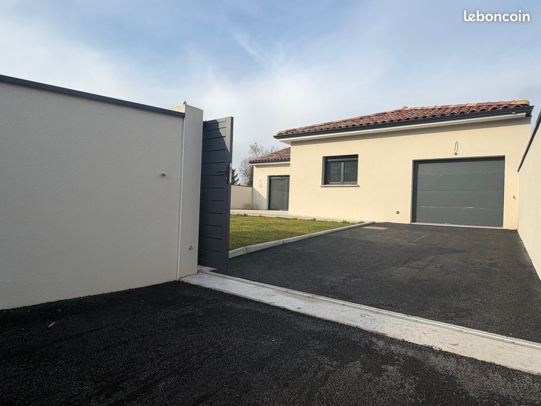 Maison 4 pièces 105 m² · à Saint-Paul-lès-Romans · 105 m² · 320 000 €