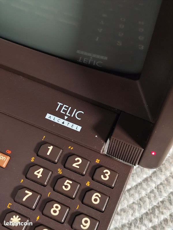 Minitel Alcatel France Télécom – Vintage rétro informatique – Années 90 - Antiquités