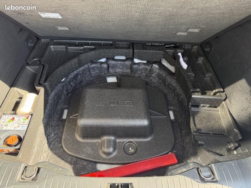 Ford Kuga 2.5 Duratec 225ch PHEV ST-Line X BVA (image 25)