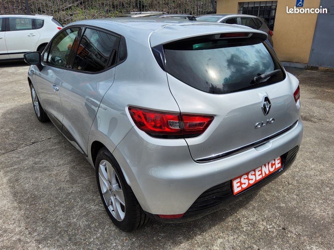 Renault Clio 4 1.2 16v Limited (image 3)