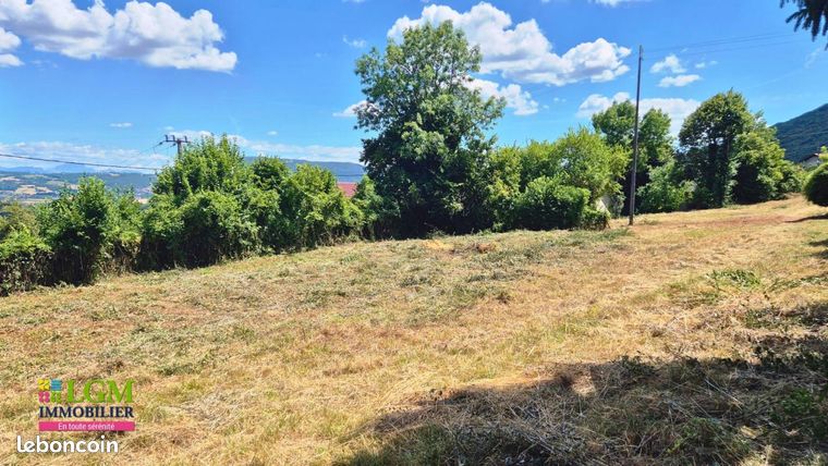 Terrain 1 540 m² Chanay