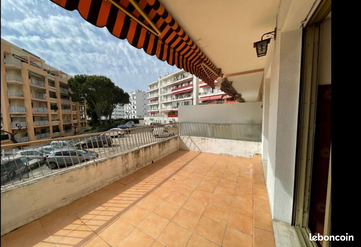 Appartement 2 pièces 50 m² · à Cagnes-sur-Mer · 50 m² · 910 €/mois