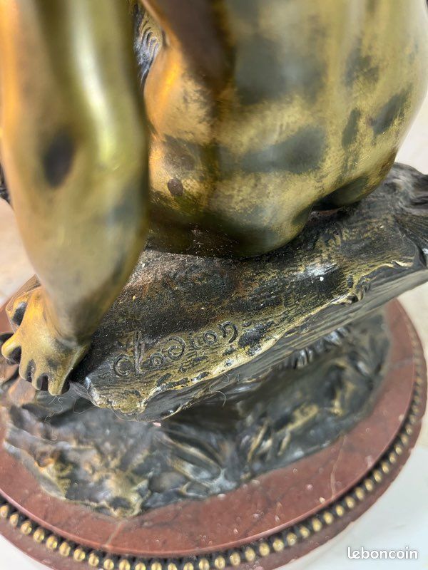 Sculpture en bronze signée Claudion – Bacchante et enfant bronze (image 5)