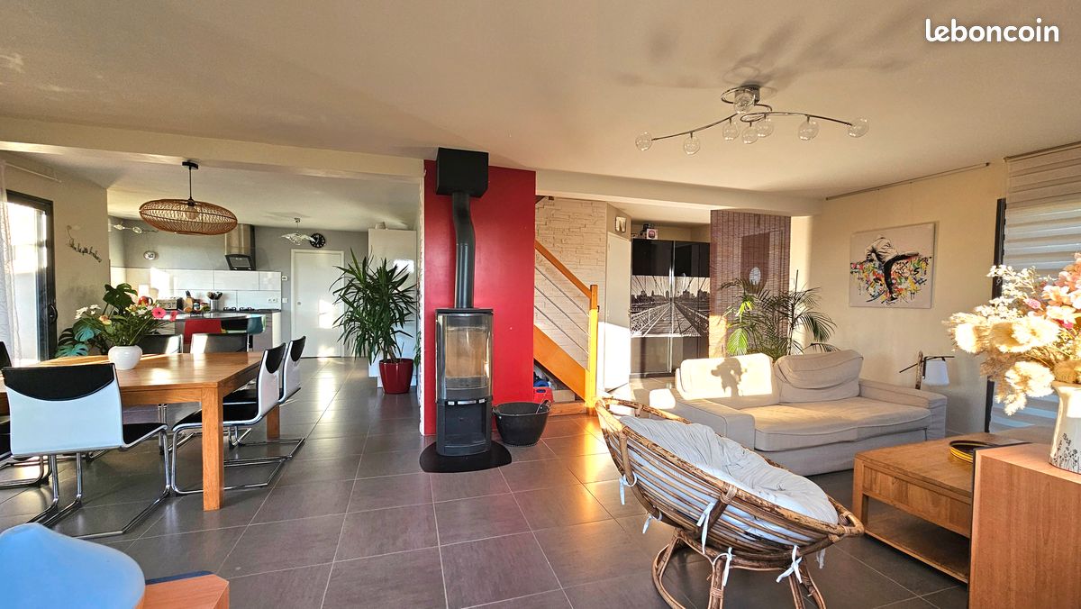 Maison 6 pièces 152 m² · à Rives-du-Loir-en-Anjou · 152 m² · 395 000 €