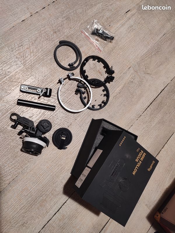 SmallRig Mini Follow Focus F40 – Mise au point cinéma précise et fluide - Etat neuf (image 1)