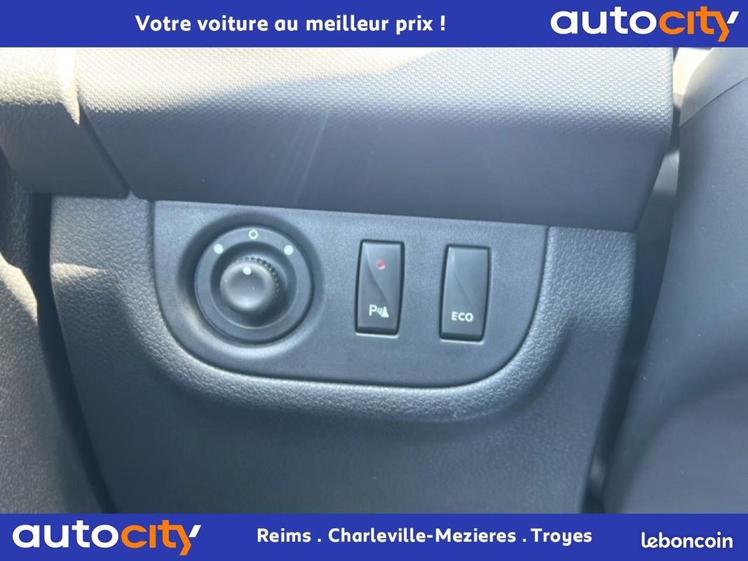 DACIA SANDERO 0.9 TCe - 90 - BV Easy-R (image 16)