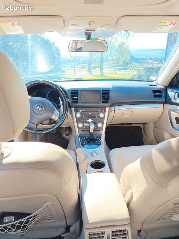 Subaru outback 3.0 4x4 (image 3)