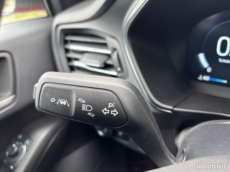 Ford Focus 1.0 EcoBoost mHEV 125ch Titanium X Business (image 28)