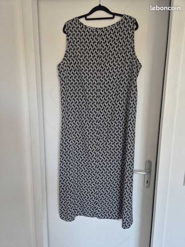 Robe motifs noirs et blancs T XL (image 2)