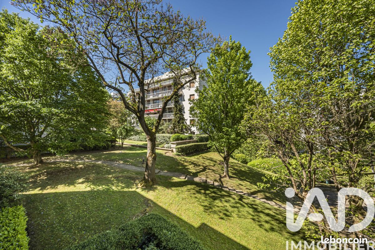 Appartement 5 pièces 105 m² · à Rueil-Malmaison · 105 m² · 550 000 €