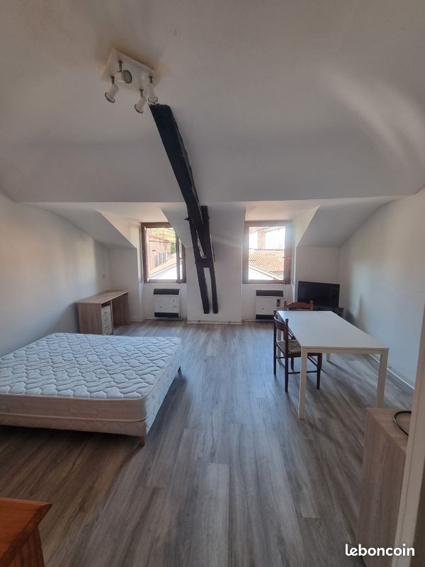 Appartement 1 pièce 25 m² · à Decazeville · 25 m² · 325 €/mois