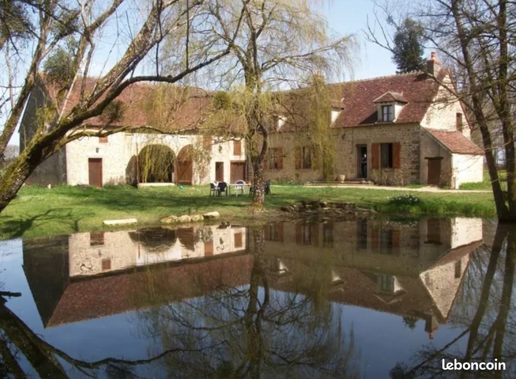 Maison 6 pièces 170 m² · à Saint-Malo-en-Donziois · 170 m² · 197 500 €