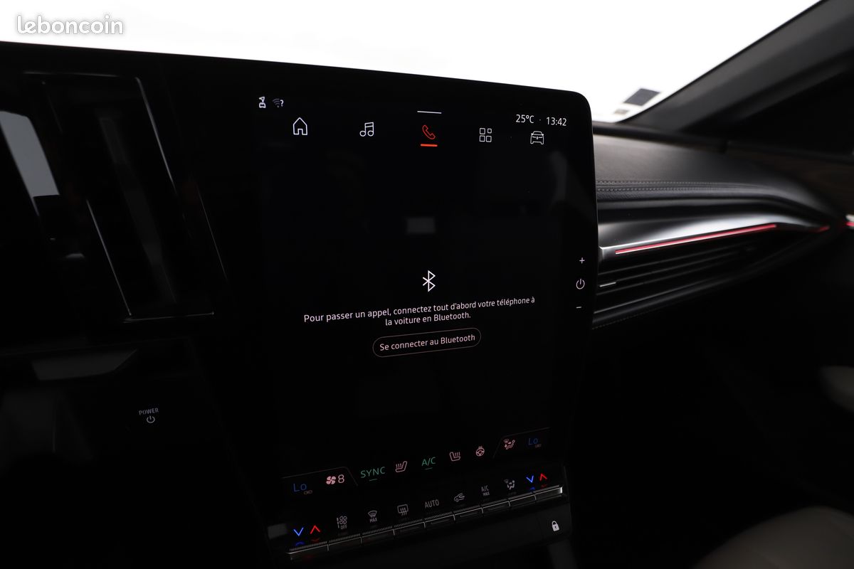 Renault Mégane E-Tech E-Tech EV60 Super Charge Iconic 220 ch (image 24)