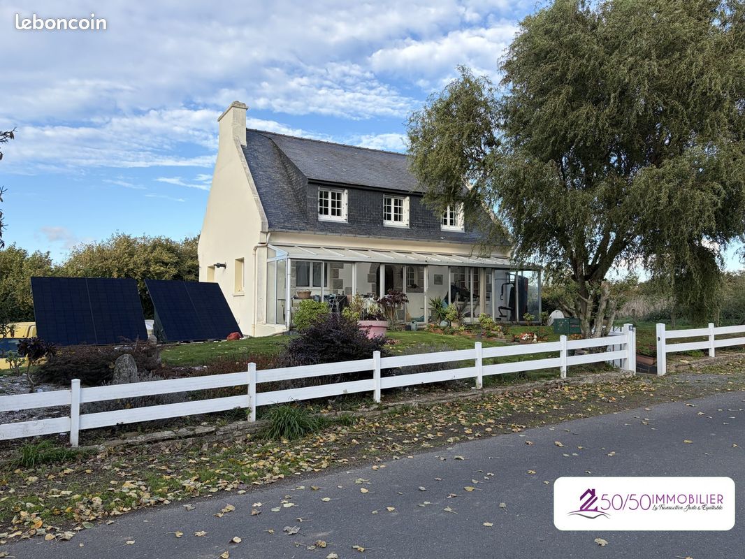 Maison 7 pièces 140 m² · au Folgoët · 140 m² · 266 000 €