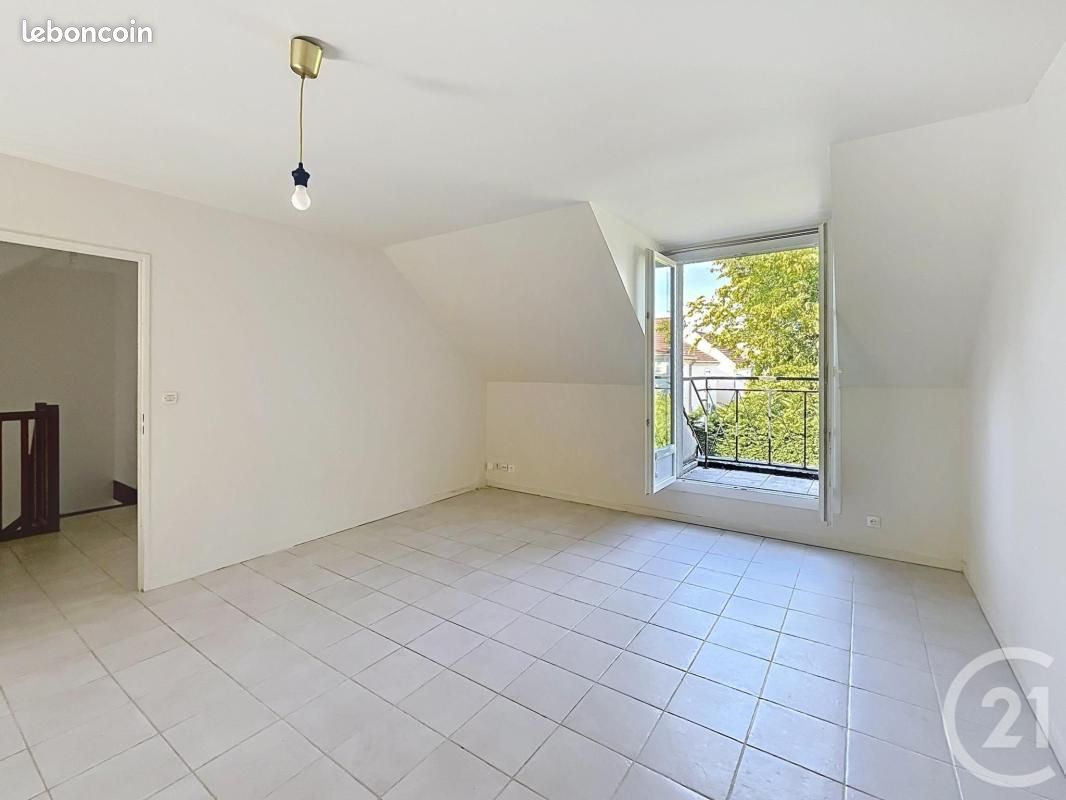 Maison 3 pièces 76 m² · à Marolles-en-Brie · 76 m² · 239 000 €