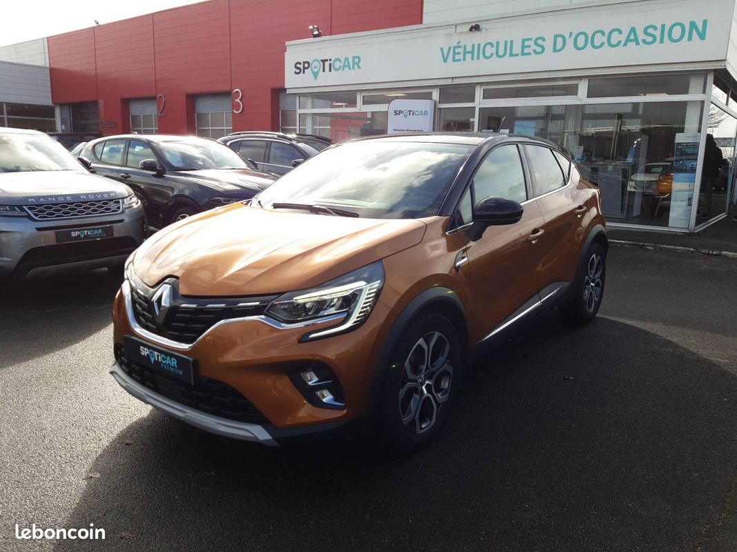 RENAULT Captur Blue dCi 115 EDC Intens (image 1)