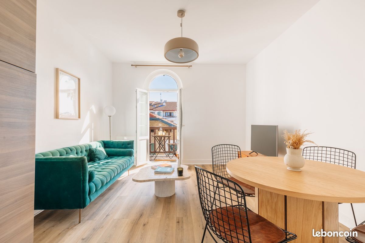 Appartement 3 pièces 50 m² · à Biarritz · 49,6 m² · 1 210 €