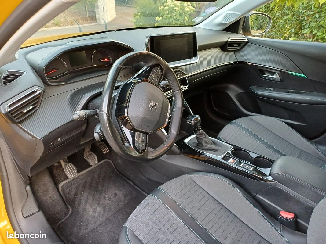 Peugeot 208 (image 3)