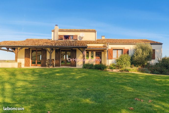 Maison 7 pièces 146 m²