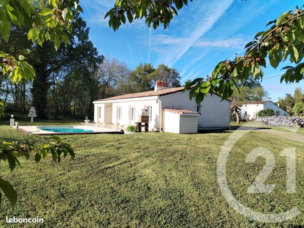 Maison 4 pièces 122 m² · à Fargues · 122 m² · 267 000 €