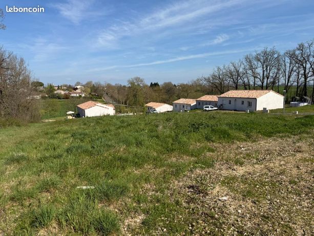 Terrain 655 m² LASGRAISSES