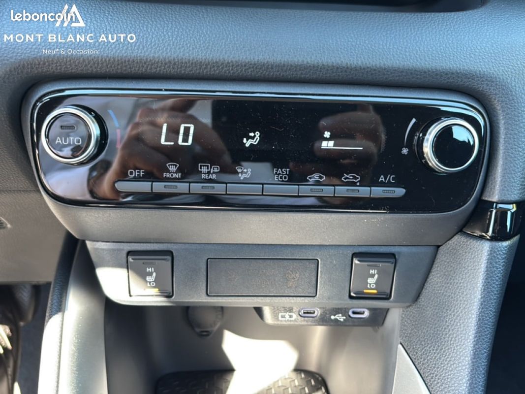 MAZDA Mazda2 Hybrid 1.5L CVT 116 ch Exclusive-Line (image 17)