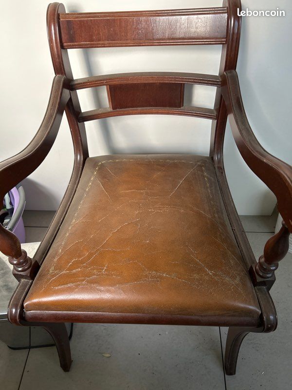 Chaise a acoudoir (image 1)